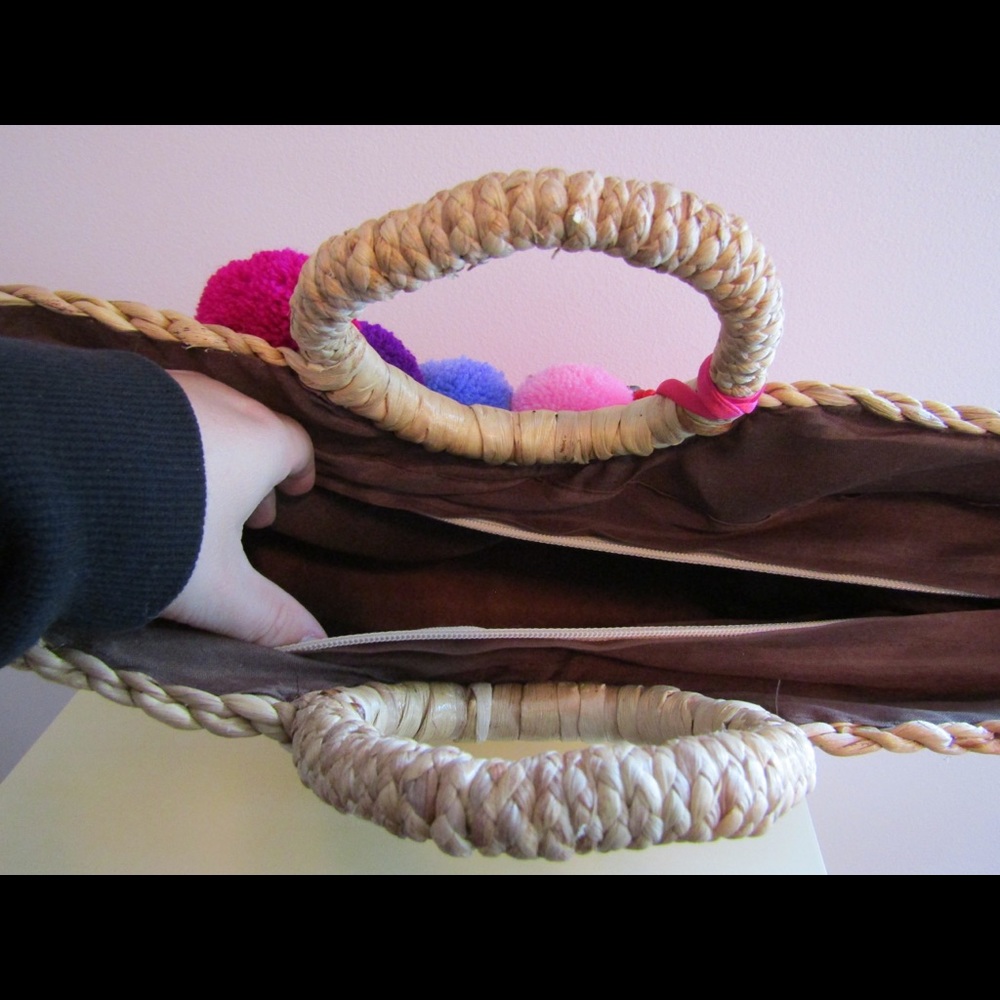 Fun purse - Picture 4 of 4